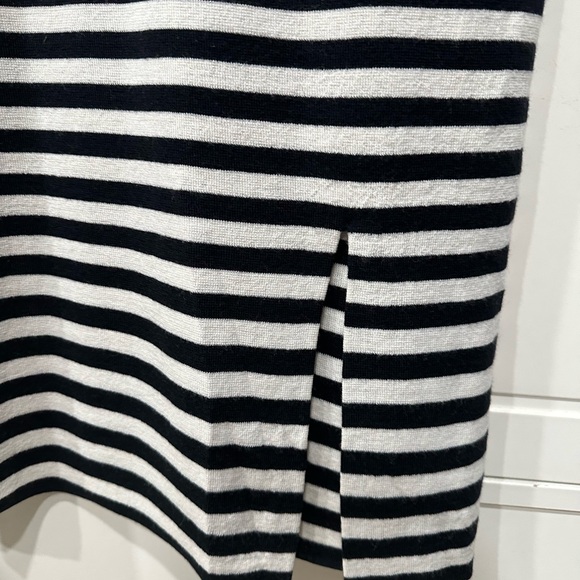 Ann Taylor Stretch Knit Midi Dress XS
Wool Blend Black White Stripe - Picture 10 of 10